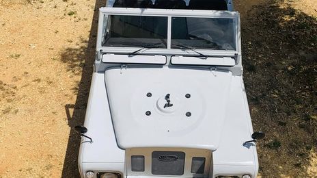 Land Rover LR3 • 1974 • 60,000 km