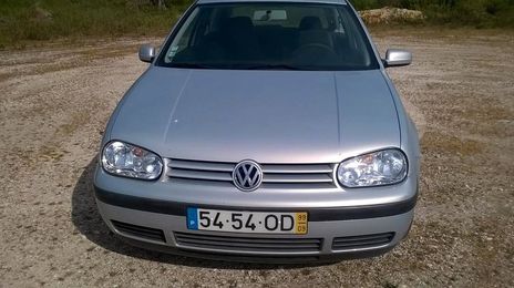 Volkswagen Golf • 1999 • 199,999 km