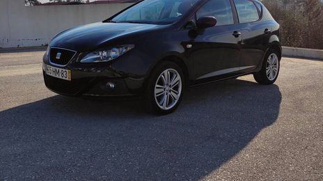 Seat Ibiza • 2009 • 200,000 km