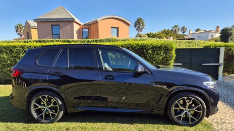 BMW X5 • 2022 • 72,000 km