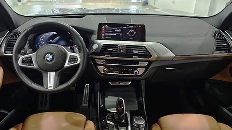 BMW X3 • 2021 • 39,997 km