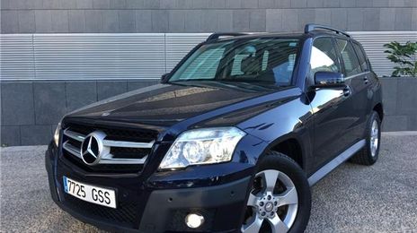Mercedes-Benz GLK • 2010 • 214,000 km