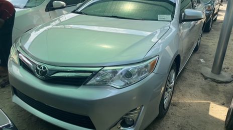 Toyota Camry • 2012 • 35 km