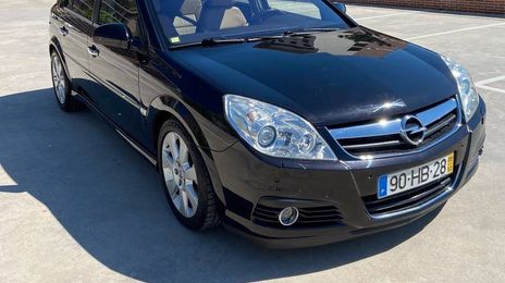 Opel Signum • 2008 • 140,000 km