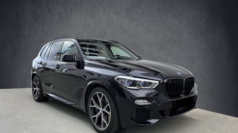BMW X5 • 2019 • 20,900 km