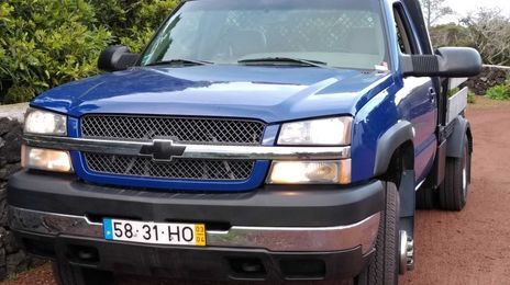 Chevrolet Silverado • 2003 • 250,000 km