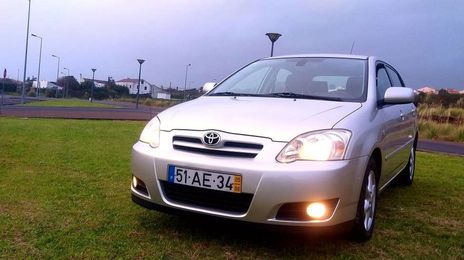 Toyota Corolla • 2005 • 192,000 km