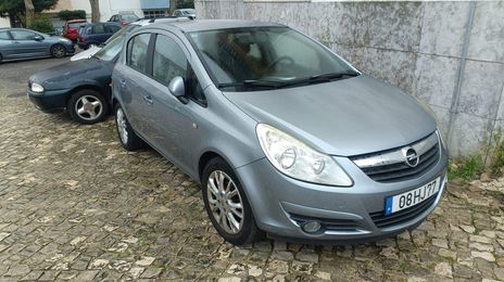 Opel Corsa • 2008 • 175,000 km