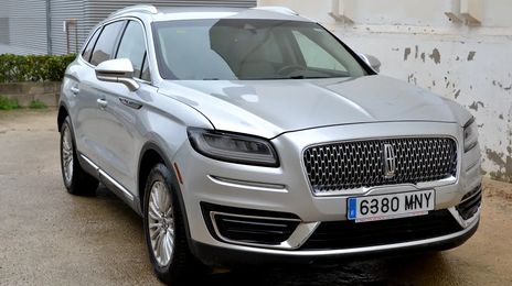 Lincoln Nautilus • 2018 • 135,000 km