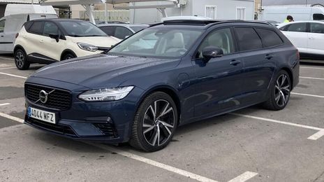 Volvo V90 • 2023 • 20,706 km