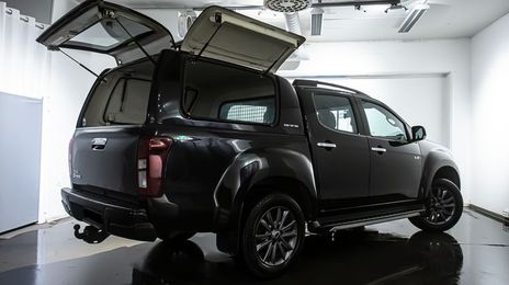 Isuzu D-MAX • 2020 • 105,205 km