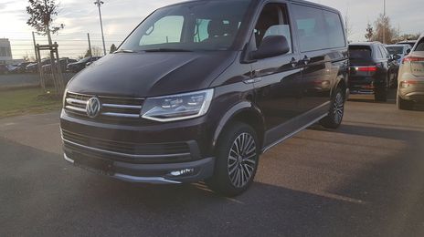 Volkswagen Caravelle • 2017 • 141,000 km