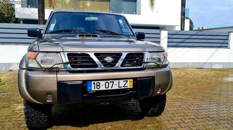 Nissan Patrol GR • 1998 • 200,000 km