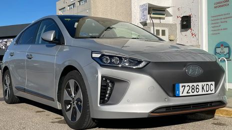 Hyundai Ioniq Hybrid • 2017 • 145,000 km
