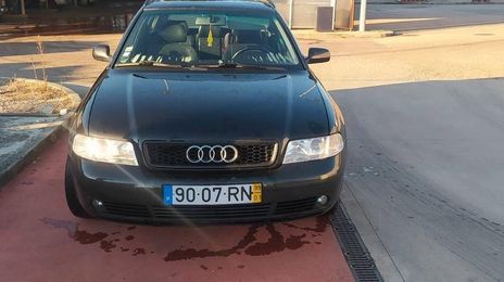 Audi A4 • 1999 • 250,000 km