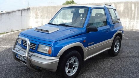 Suzuki Vitara • 2000 • 249,000 km