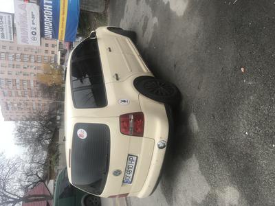 Volkswagen Touran • 2004 • 277 km