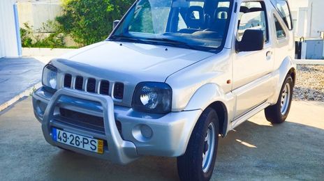 Suzuki Jimny • 2000 • 250,000 km