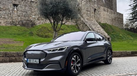 Ford Mustang • 2023 • 25,000 km