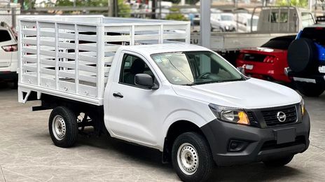 Nissan NP300 Pickup • 2022 • 7,500 km