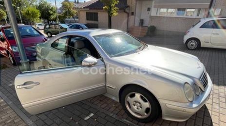 Mercedes-Benz CLK Coupé • 2000 • 150,000 km
