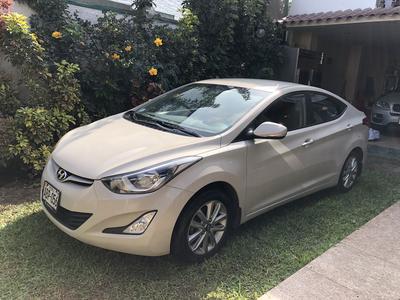 Hyundai Elantra • 2014 • 35,000 km