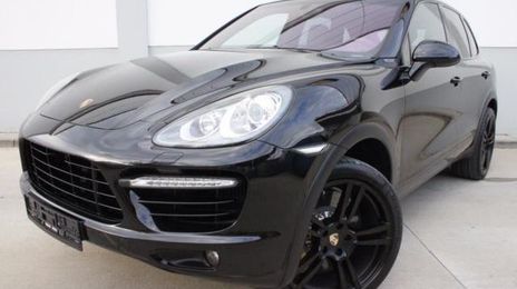 Porsche Cayenne • 2010 • 189,900 km