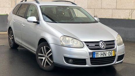Volkswagen Golf Variant • 2009 • 275,000 km