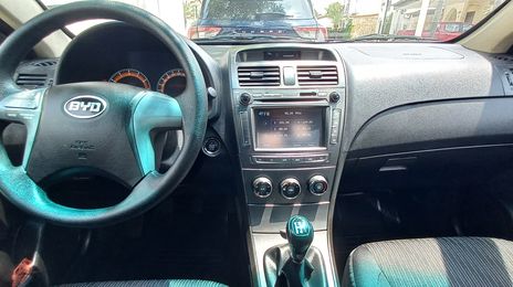 BYD F3 • 2015 • 164,000 km