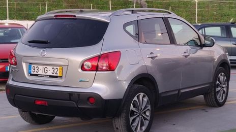 Nissan Qashqai • 2009 • 208,000 km