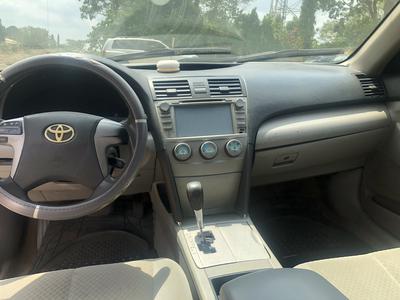 Toyota Camry • 2009 • 60,000 km