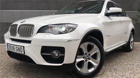 BMW X6 • 2009 • 214,000 km