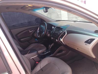 Hyundai Tucson • 2012 • 82,000 km