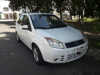 Ford Fiesta • 2010 • 142,841 km