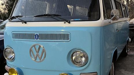 Volkswagen T4 • 1972 • 34,000 km