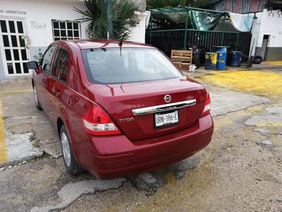 Nissan Tiida • 2012 • 90,000 km