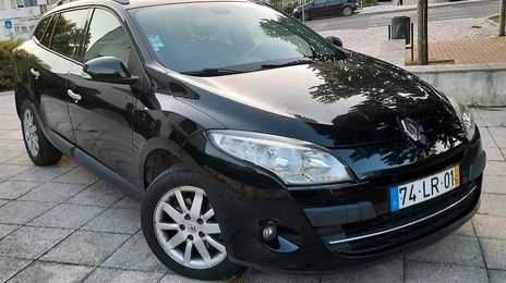 Renault Mégane • 2011 • 180,000 km