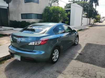 Mazda 3 • 2011 • 112,008 km