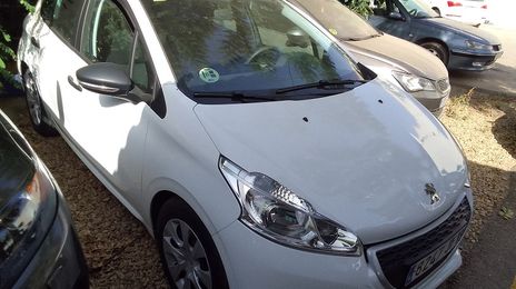 Peugeot 2008 • 2015 • 160,000 km