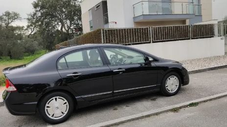 Honda Civic • 2007 • 179,000 km
