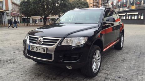 Volkswagen Touareg • 2007 • 179,000 km