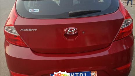 Hyundai Accent • 2016 • 65,000 km