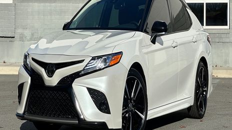 Toyota Camry Hybrid • 2020 • 25,435 km