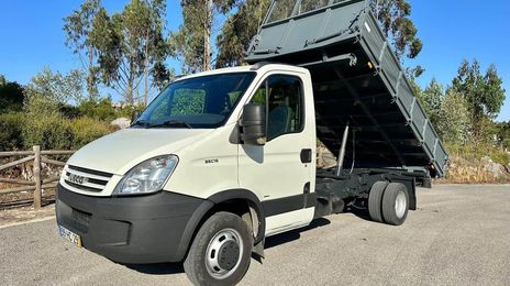 Mitsubishi Fuso canter • 2007 • 280,000 km