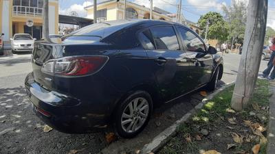 Mazda 3 • 2013 • 65,000 km