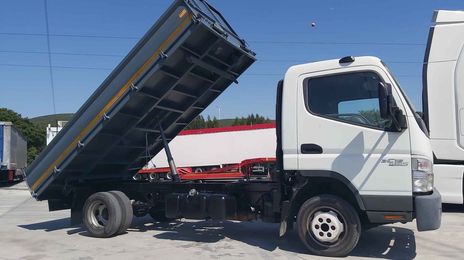 Mitsubishi Fuso canter • 1999 • 129,000 km