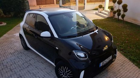 Smart Forfour • 2021 • 21,000 km