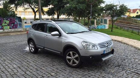 Nissan Qashqai +2 • 2009 • 110,000 km