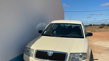 Škoda Superb • 2005 • 271,199 km