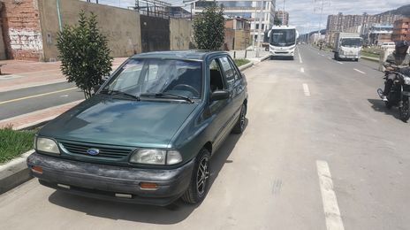Ford Festiva • 1998 • 205,000 km